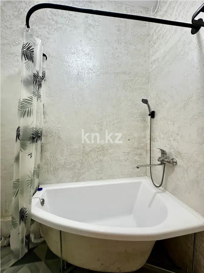 Продажа 2-комнатной квартиры, 42.5 м² в Алматы - фото 4