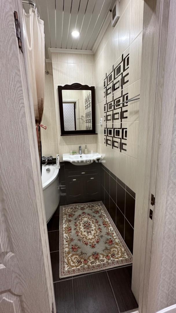 Продажа 3-комнатной квартиры, 90.5 м² в Караганде - фото 8