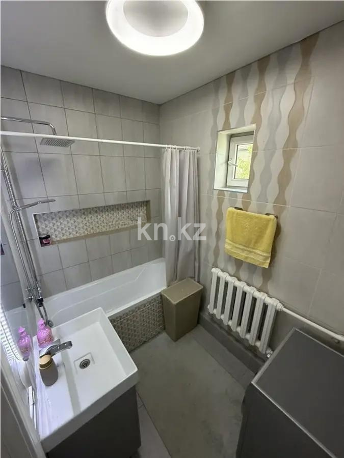 Продажа 3-комнатной квартиры, 66.2 м² в Алматы - фото 4