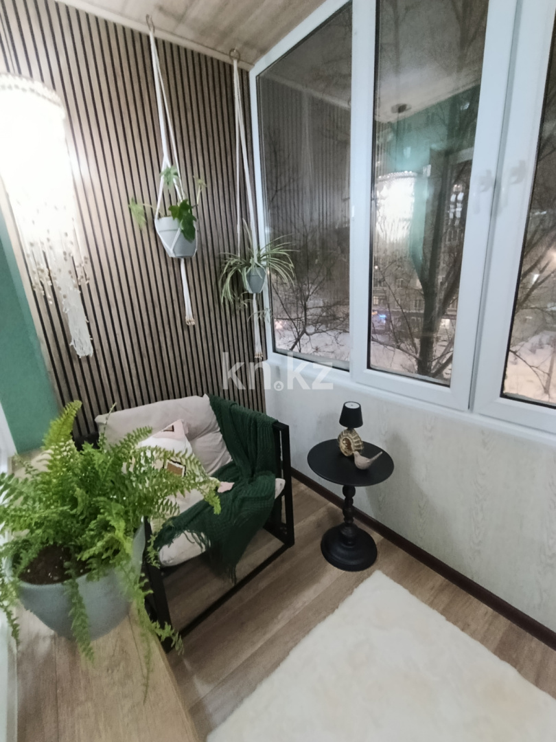 Продажа 2-комнатной квартиры, 48.3 м², ул. Виноградова, дом  19 в Усть-Каменогорске