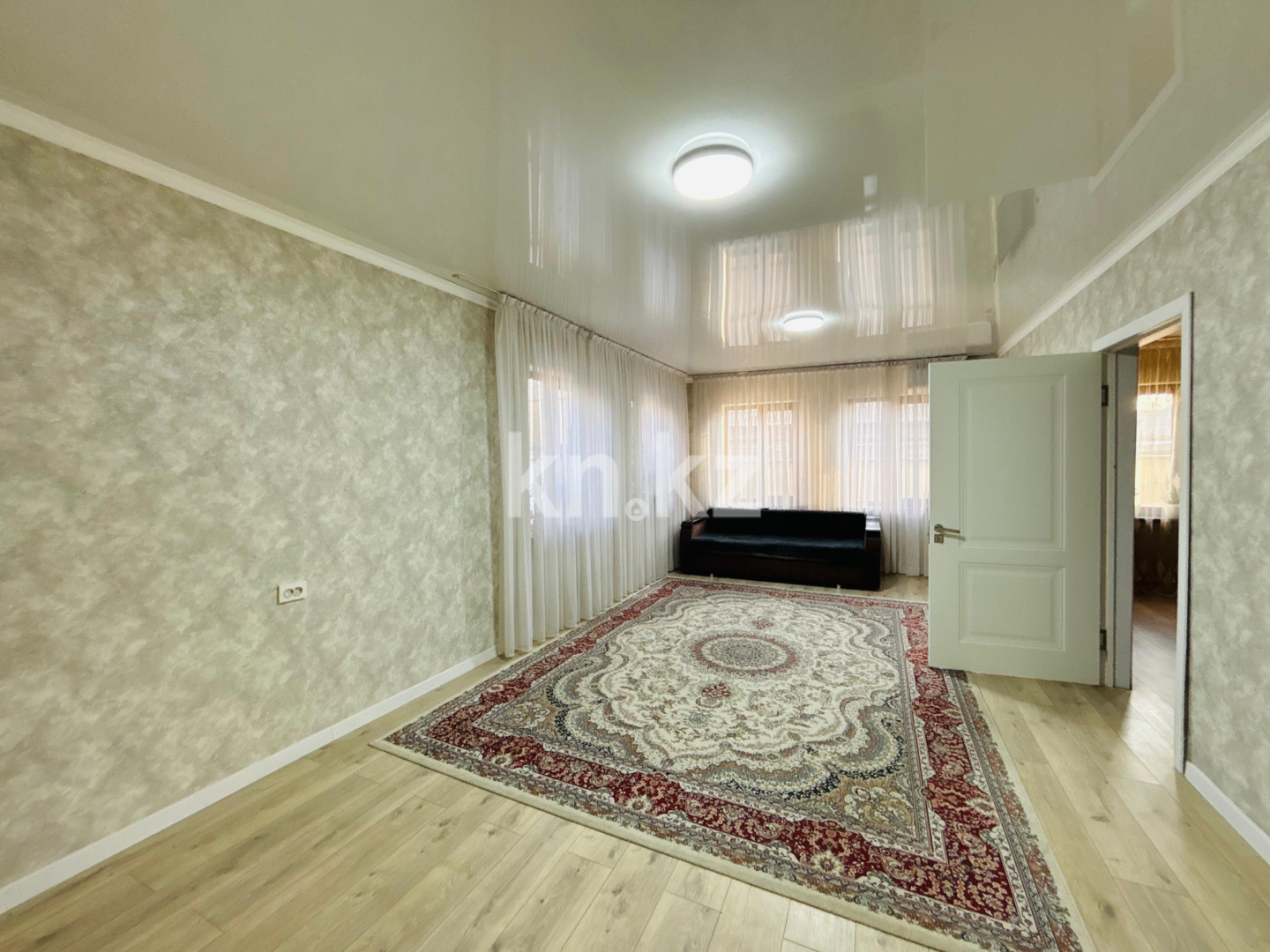 Продажа 4-комнатного дома, 100 м² в Алматы