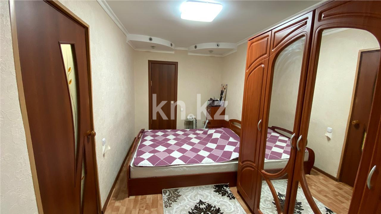Продажа 2-комнатной квартиры, 42 м², мкр-н 17 в Караганде - фото 3