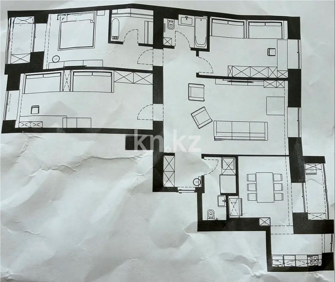 Продажа 4-комнатной квартиры, 125 м² в Караганде
