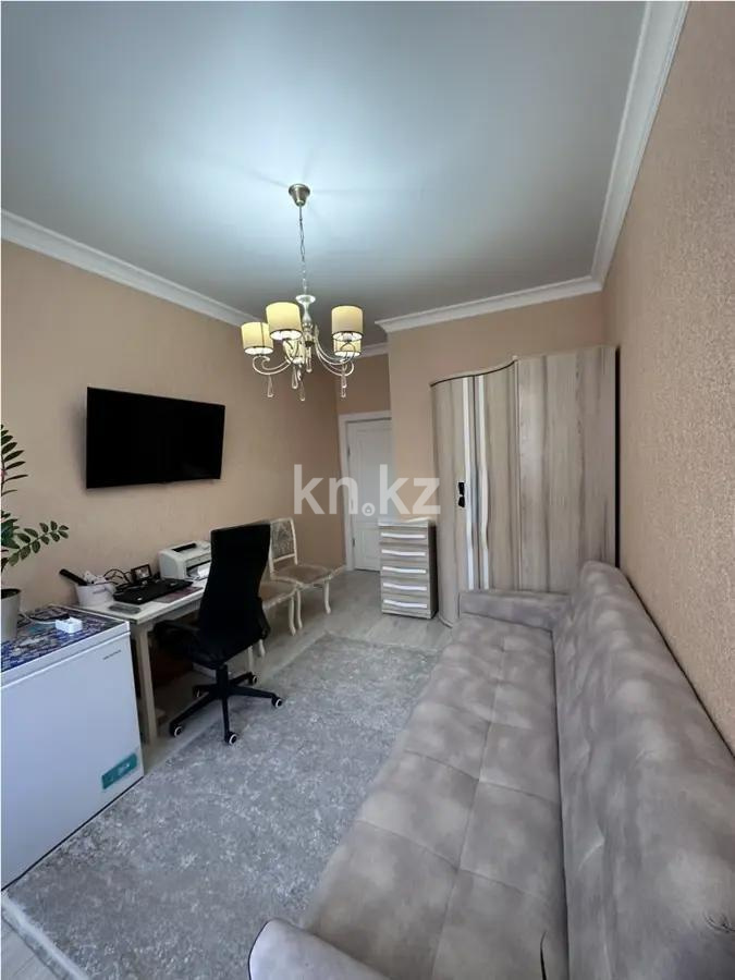 Продажа 3-комнатной квартиры, 93 м² в Караганде - фото 3
