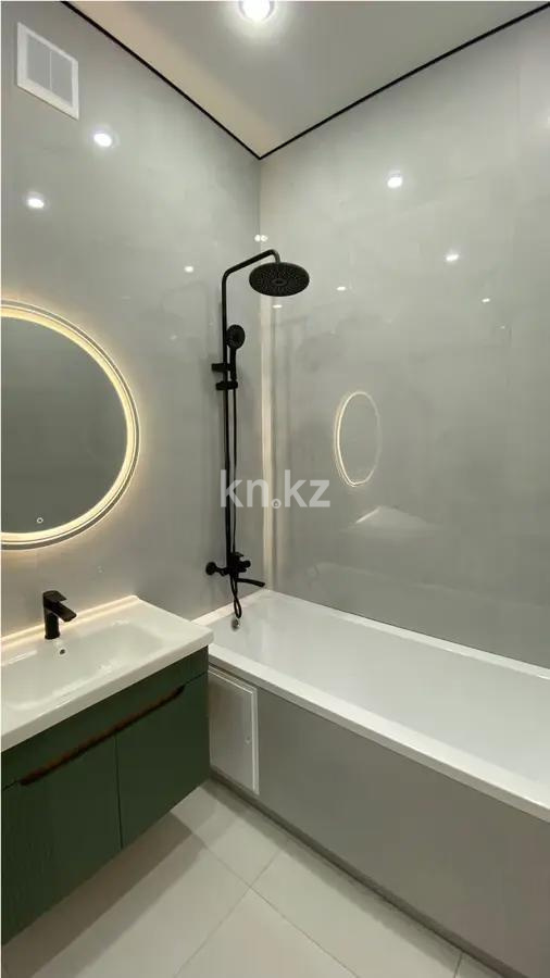 Продажа 2-комнатной квартиры, 60 м², ул. Е-15, дом  16 в Астане - фото 4