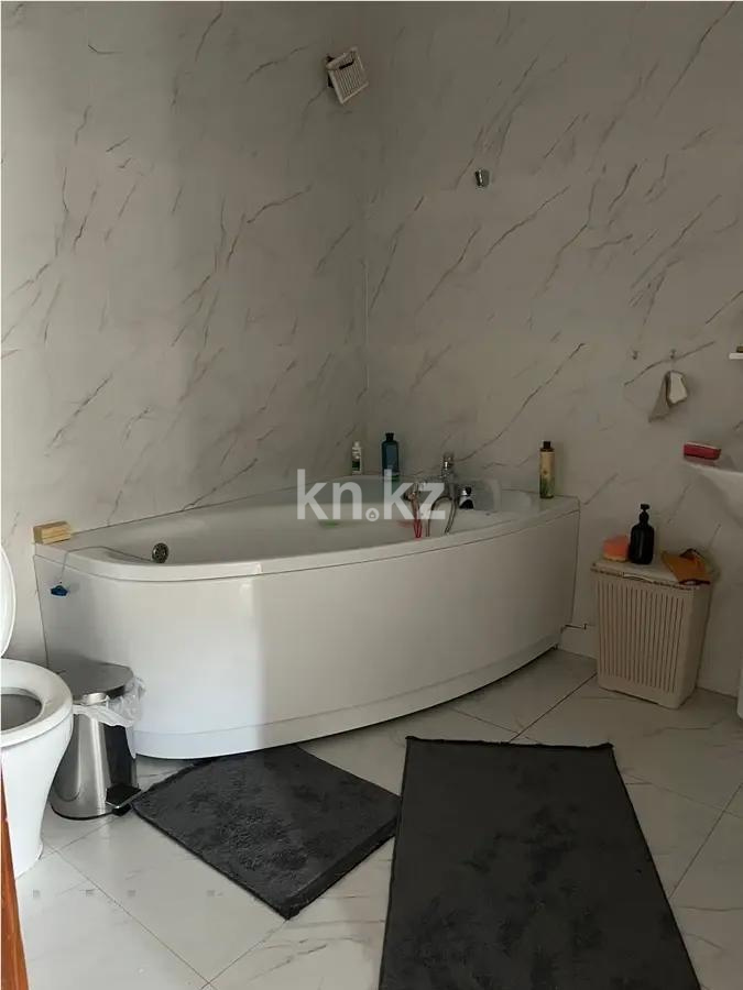 Продажа 2-комнатной квартиры, 84 м², ул. Кунаева, дом  14 в Астане - фото 4