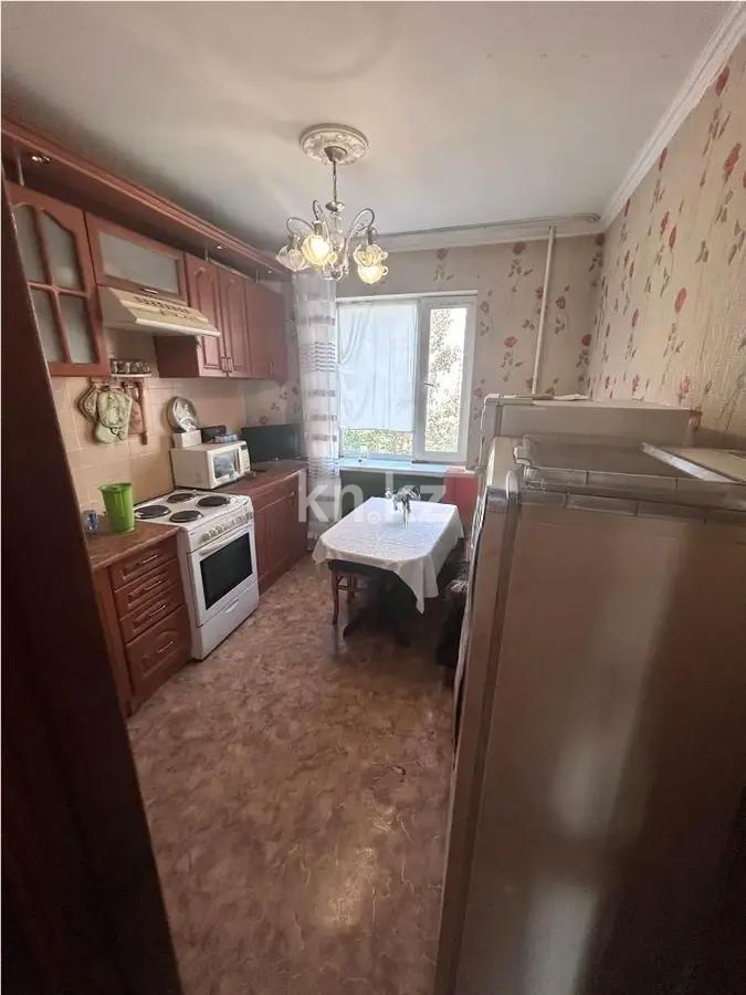 Продажа 3-комнатной квартиры, 65 м², ул. Язева в Караганде - фото 4