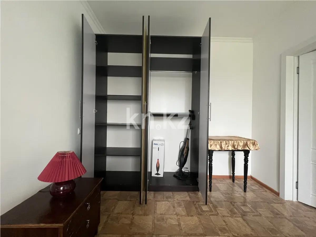 Продажа 2-комнатной квартиры, 54 м², пр. Шахтеров, дом  9 в Караганде - фото 3