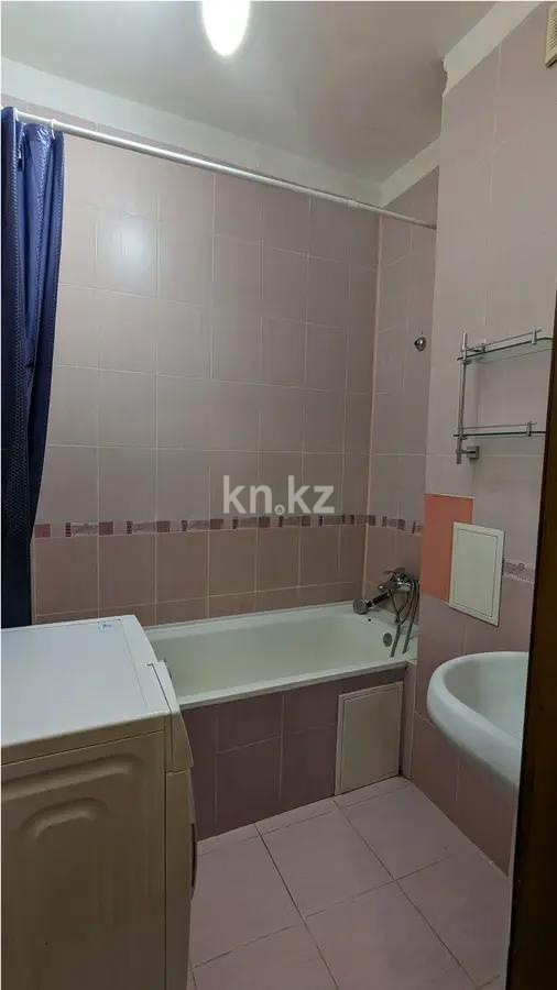 Продажа 2-комнатной квартиры, 70 м², ул. Кабанбай батыра, дом  203 в Алматы - фото 4