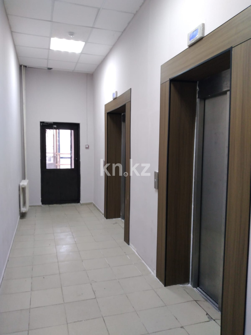 Продажа 2-комнатной квартиры, 68 м², Коргалжынское шоссе, дом  31а в Астане - фото 11