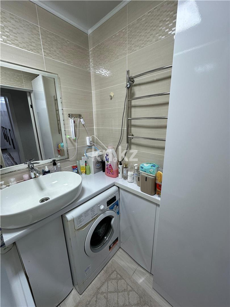 Продажа 3-комнатной квартиры, 64 м², мкр. Восток-3 в Караганде - фото 14