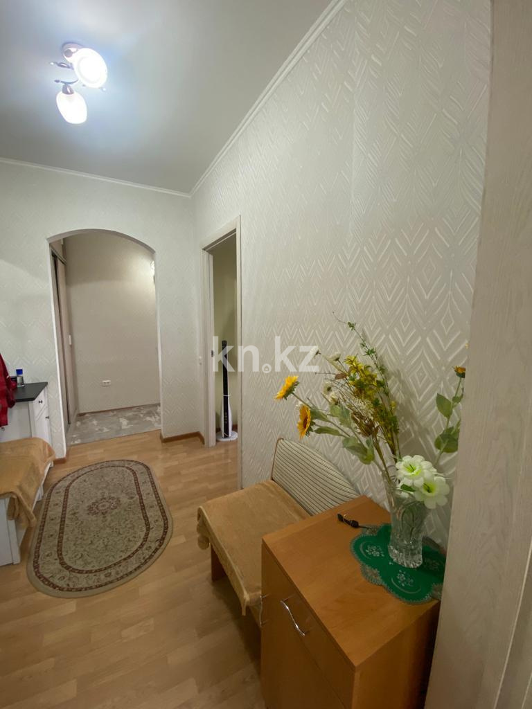 Продажа 2-комнатной квартиры, 52 м², ул. Язева в Караганде - фото 10