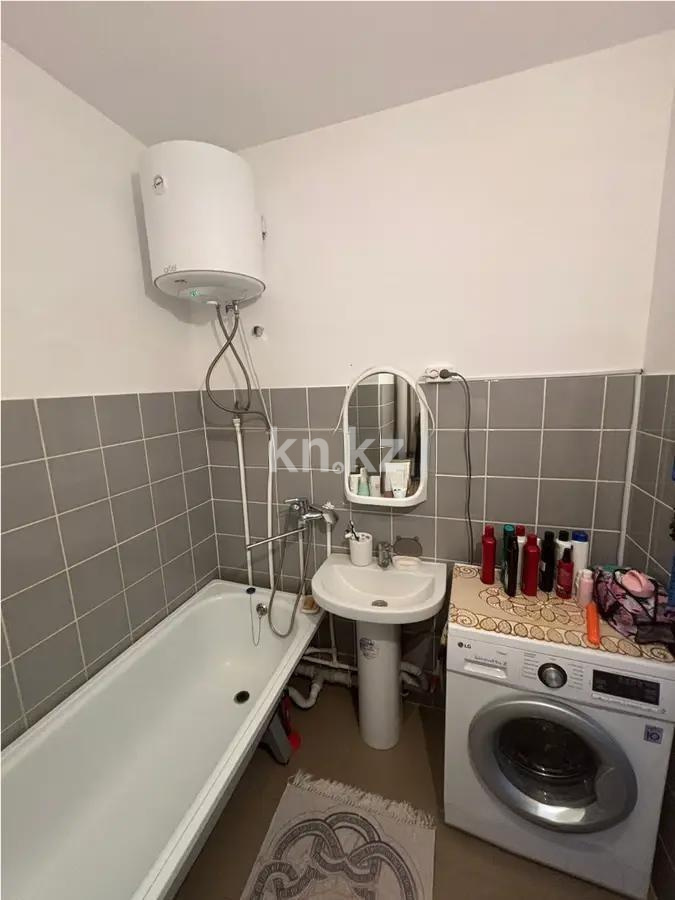 Продажа 1-комнатной квартиры, 49 м², мкрн-н Шапагат, дом  8 в Караганде - фото 3