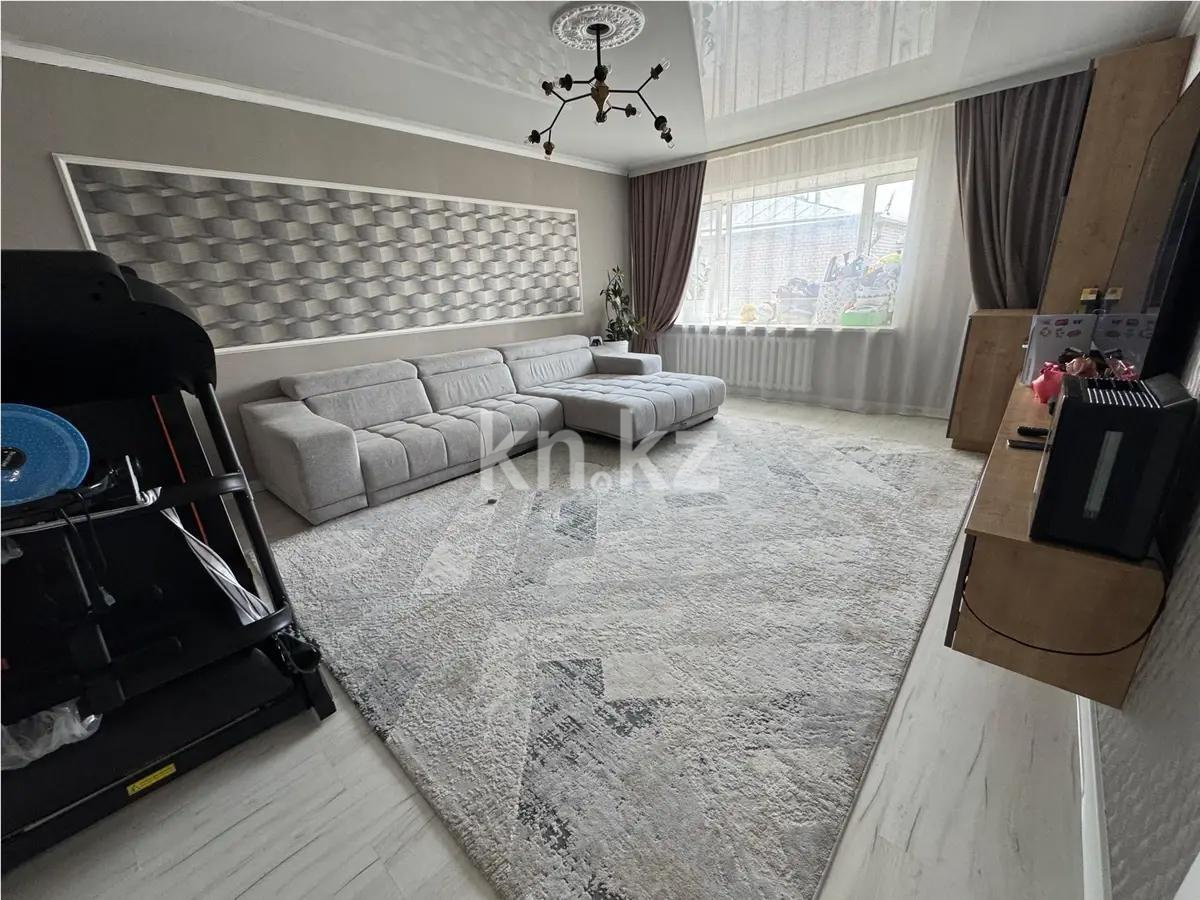 Продажа 3-комнатной квартиры, 90 м², ул. Куйши Дина, дом  12 в Астане