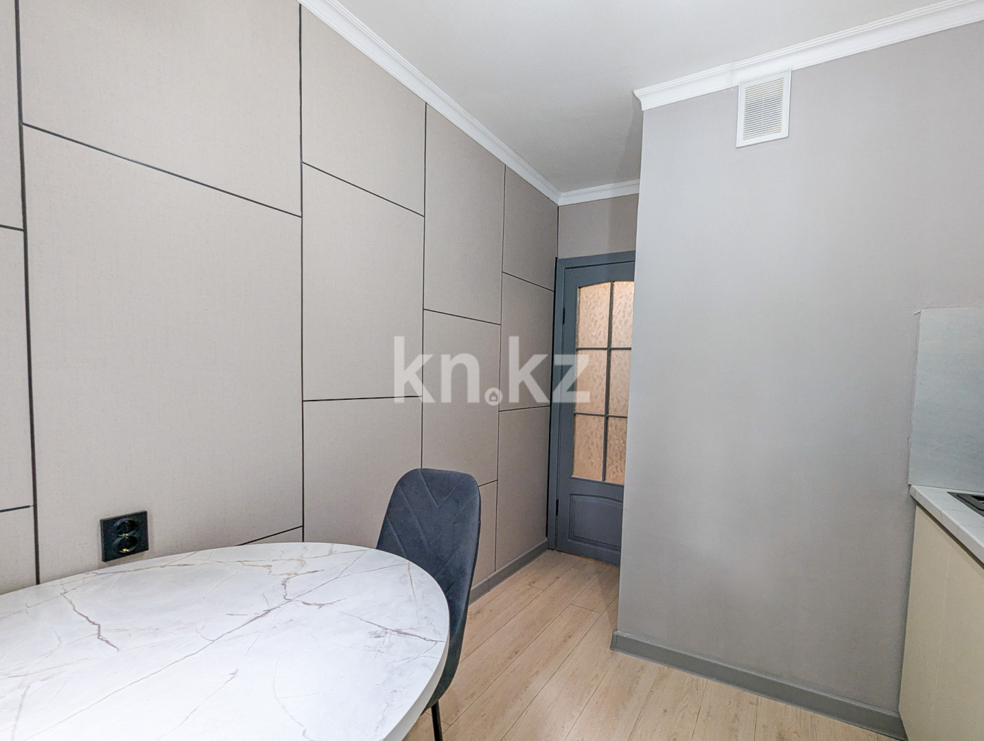 Продажа 2-комнатной квартиры, 42.4 м² в Алматы - фото 2