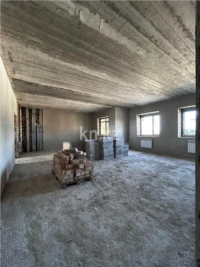 Продажа 3-комнатной квартиры, 76 м², ул. Штурманская, дом  21б в Караганде