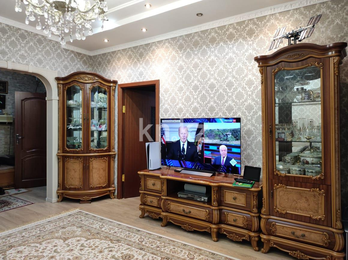 Продажа 3-комнатной квартиры, 68 м², пр. Бухар-жырау, дом  28 в Караганде - фото 5