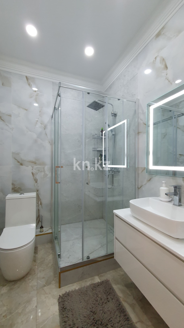 Продажа 2-комнатной квартиры, 70 м², ул. Розыбакиева, дом  343 в Алматы - фото 13