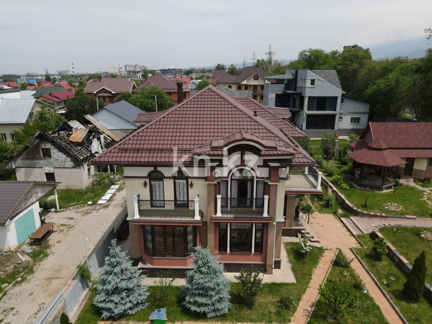 Продажа 8-комнатного дома, 280 м² в Алматы - фото 13