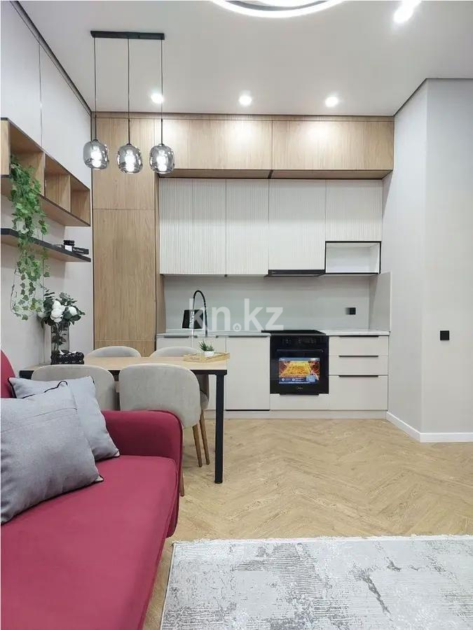 Продажа 2-комнатной квартиры, 42 м², пр. Туран, дом  83/1 в Астане - фото 2