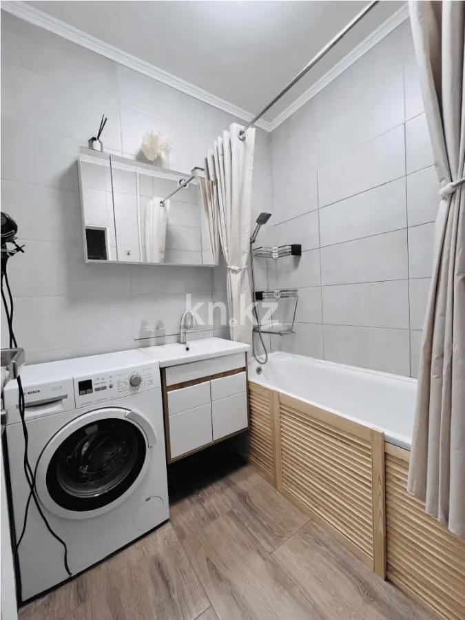 Продажа 3-комнатной квартиры, 76.5 м², ул. Аносова, дом  135 в Алматы - фото 4