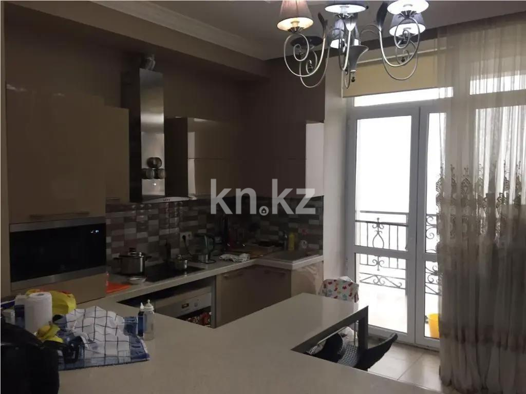 Продажа 4-комнатной квартиры, 118 м², ул. Омаровой, дом  37 в Алматы - фото 4