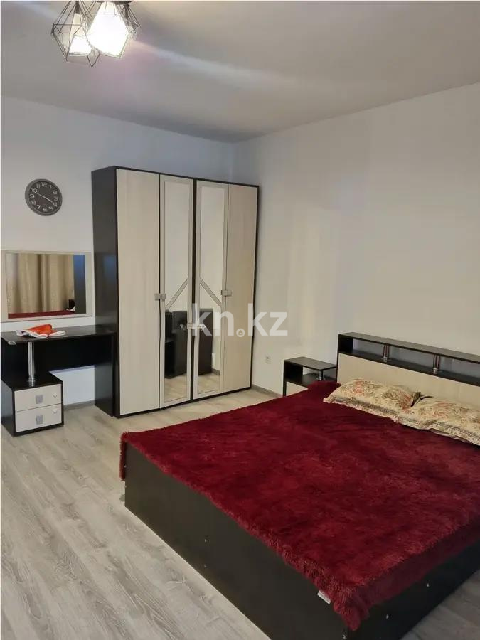 Продажа 2-комнатной квартиры, 60 м², ул. Толе би, дом  273/5 в Алматы - фото 3
