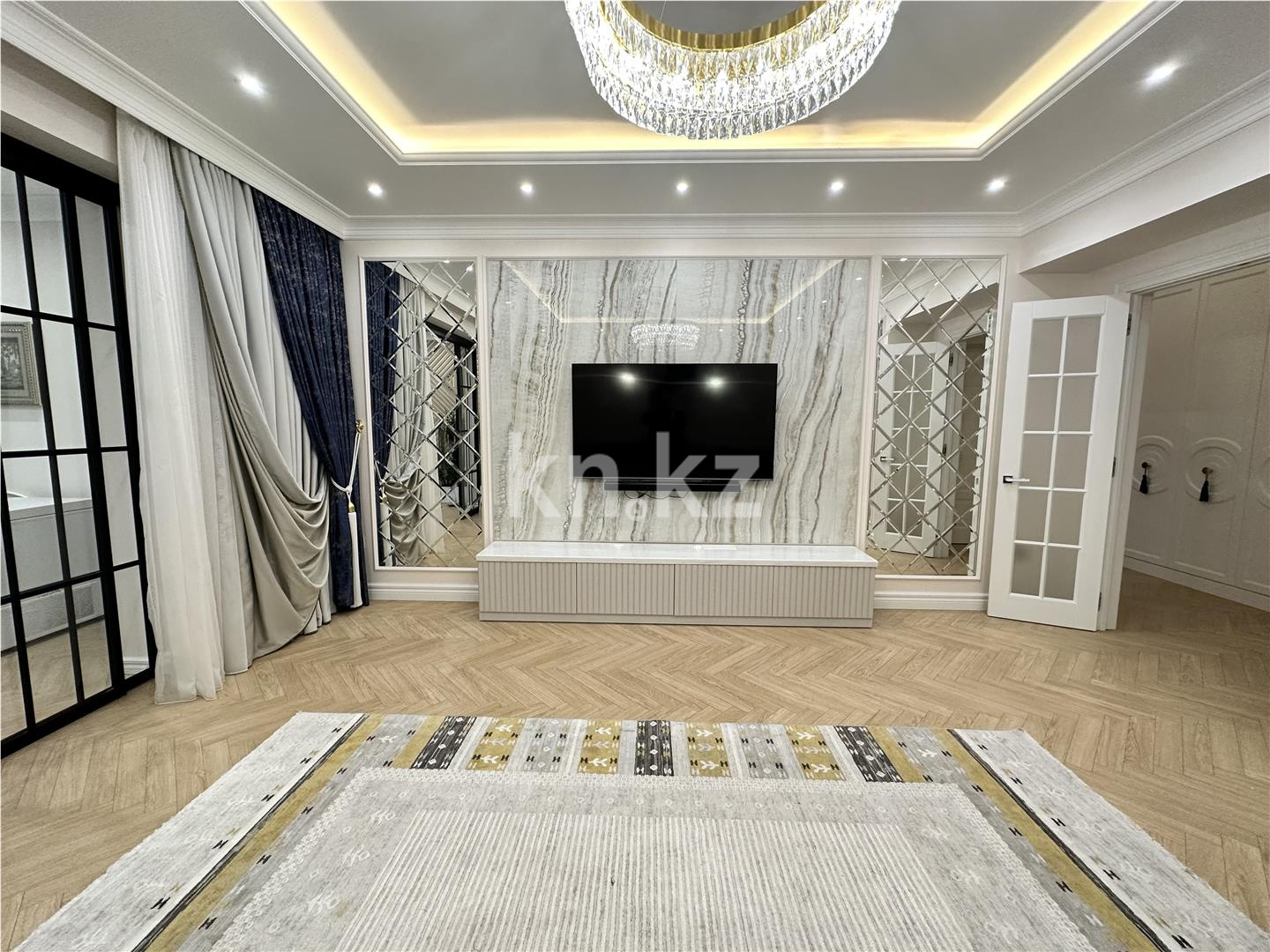 Продажа 3-комнатной квартиры, 115 м², мкр. Степной-2, дом  9/2 в Караганде - фото 3