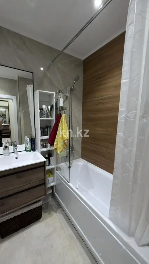 Продажа 2-комнатной квартиры, 56.2 м², ул. Нурмагамбетова, дом  71 в Алматы - фото 4