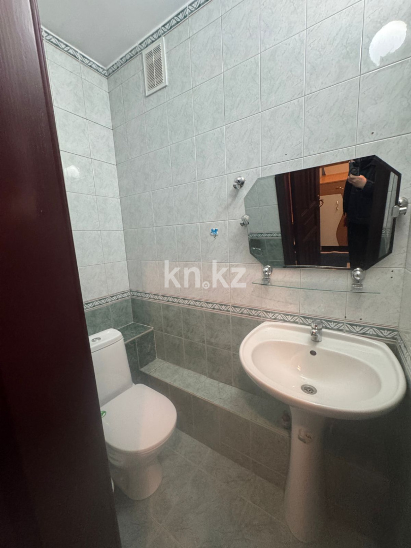 Аренда 3-комнатной квартиры, 67 м², пр. Аль-Фараби, дом  30А - ул. Шашкина в Алматы - фото 9