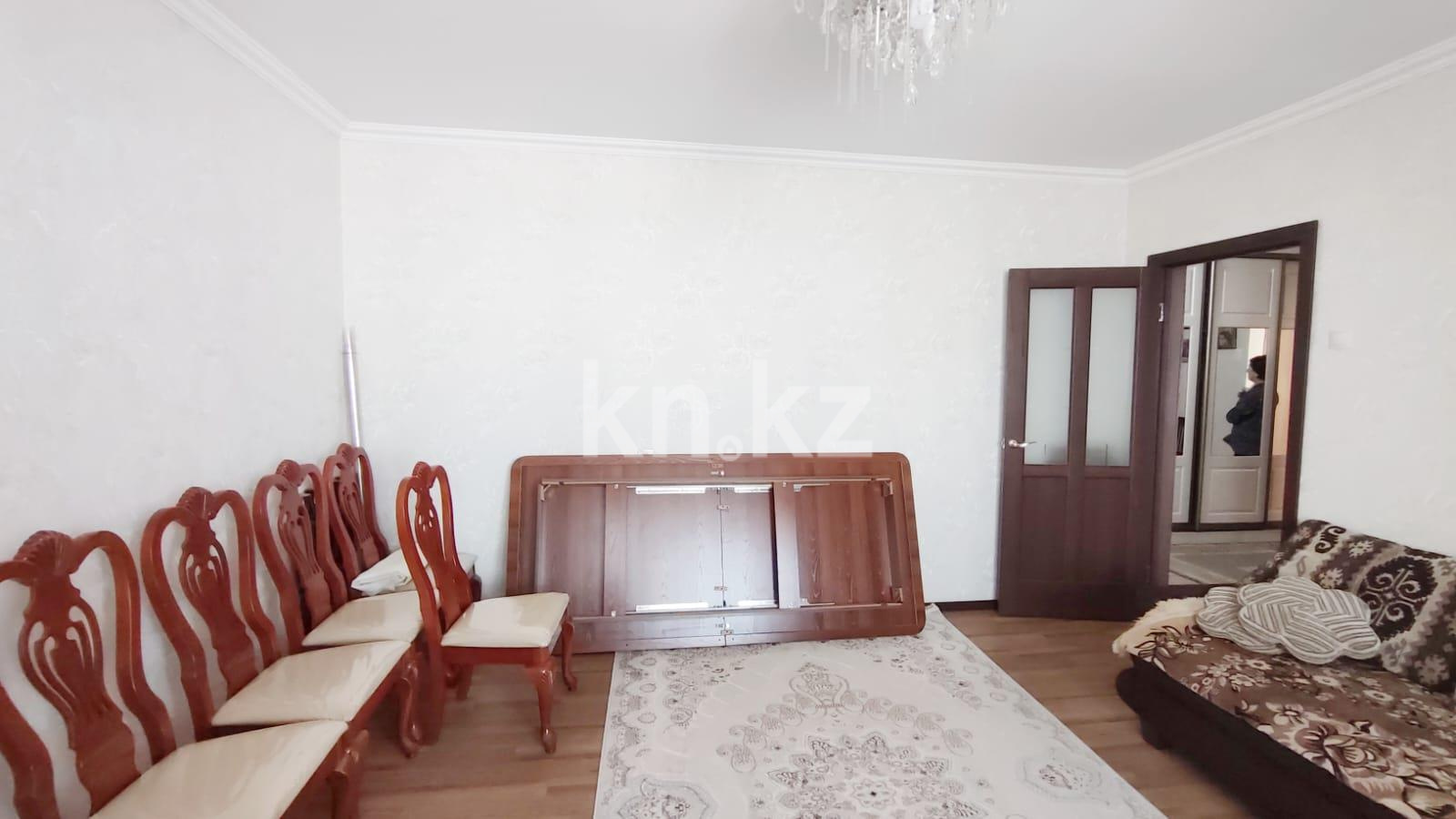 Продажа 3-комнатной квартиры, 63 м², мкр. Восток-3 в Караганде - фото 2