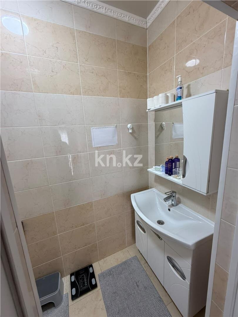 Продажа 5-комнатного дома, 213 м² в Караганде - фото 18