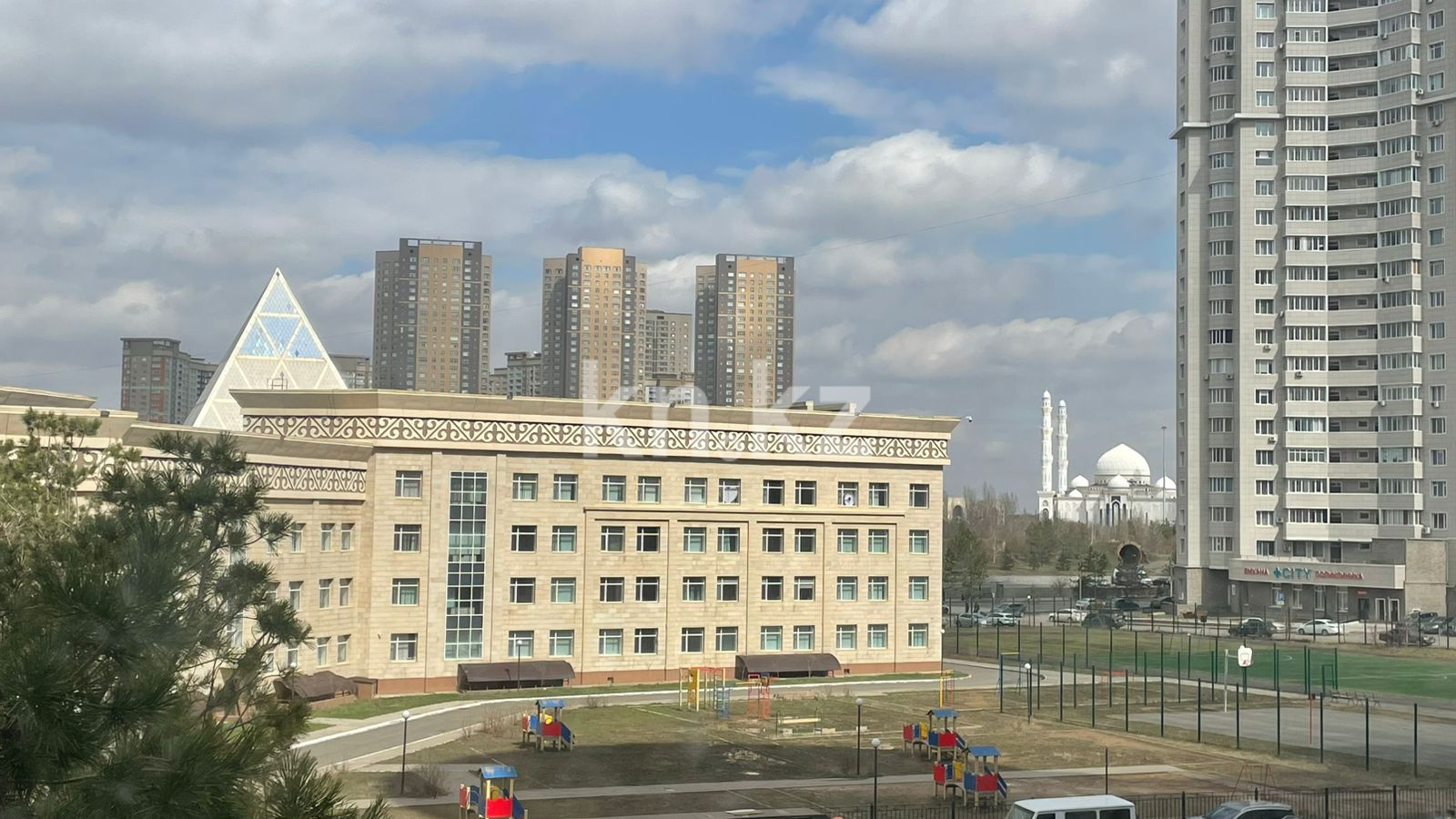 Продажа 4-комнатной квартиры, 130 м² в Астане - фото 20