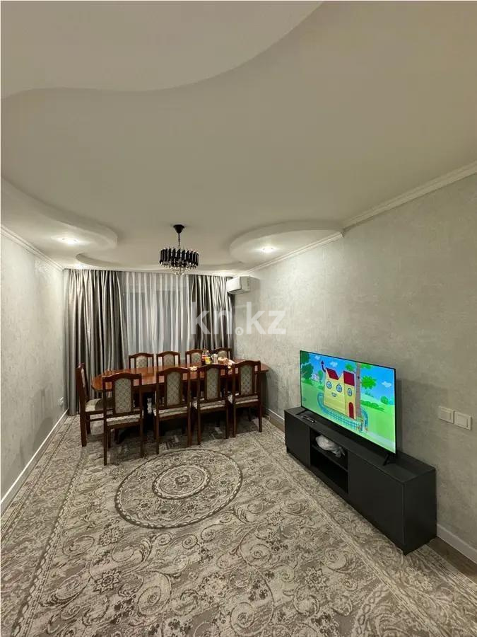 Продажа 3-комнатной квартиры, 60 м², мкр-н Аксай-2, дом  5 в Алматы