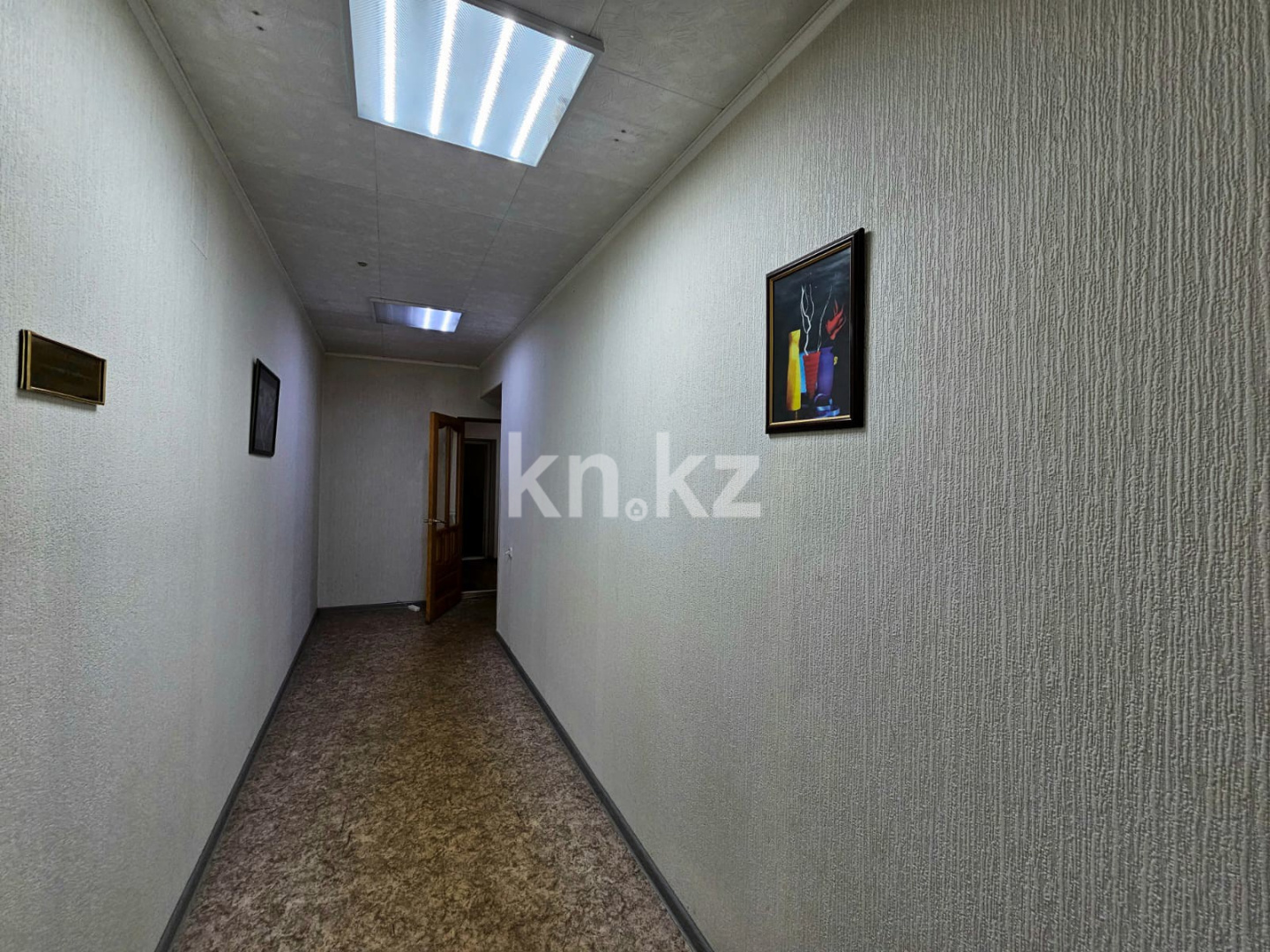 Продажа помещения, 422.4 м² в Костанае - фото 4