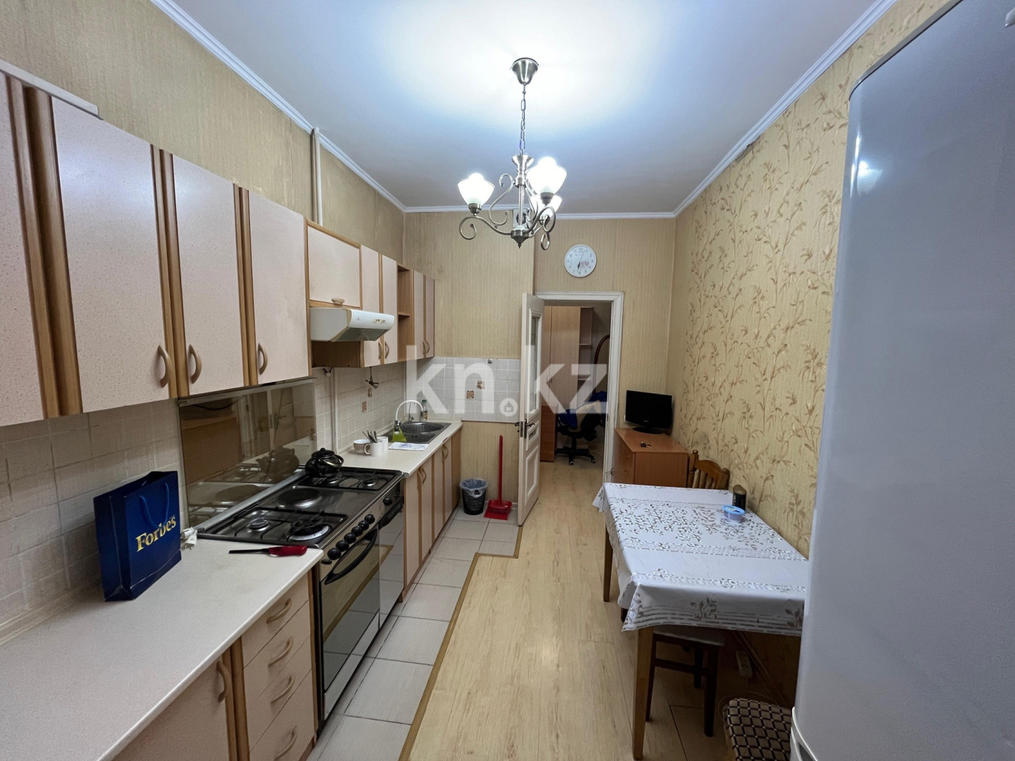 Продажа 3-комнатной квартиры, 65 м², Тастак-2 мкр-н, дом  7 в Алматы - фото 2