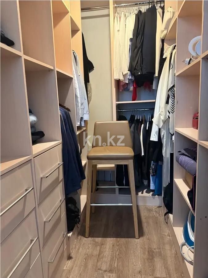 Продажа 3-комнатной квартиры, 83 м², ул. Керей, Жанибек хандар, дом  28 в Астане - фото 8