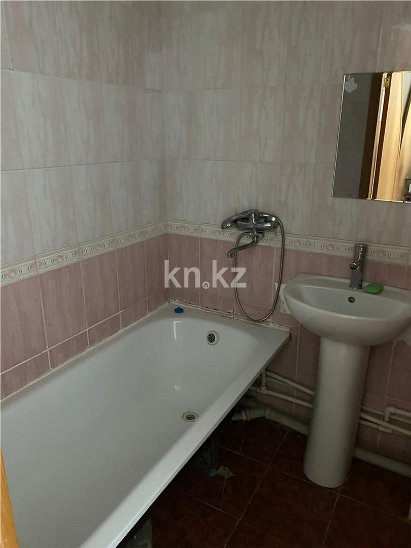 Продажа 2-комнатной квартиры, 48 м², ул. Университетская в Караганде - фото 7