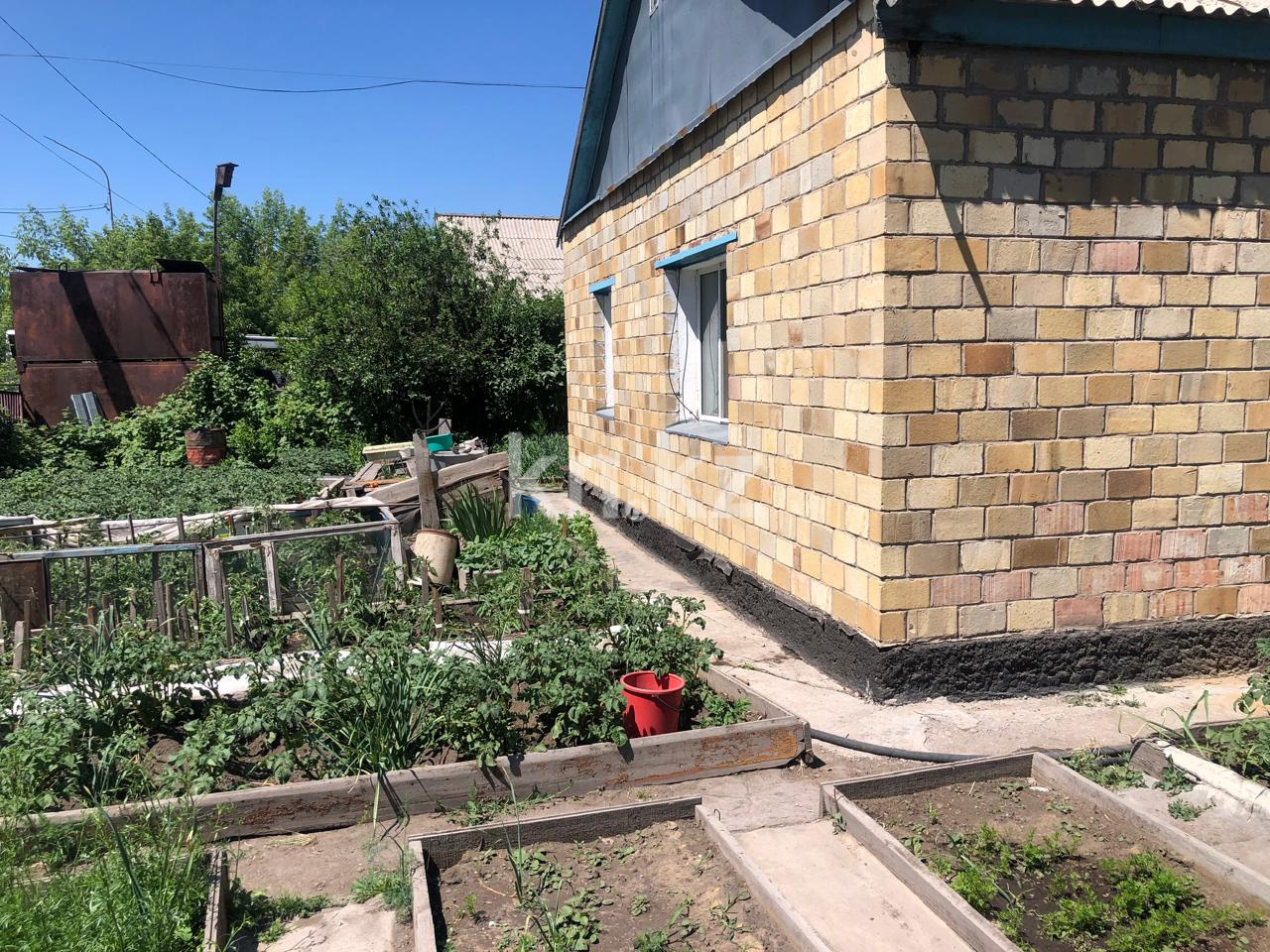 Продажа 4-комнатного дома, 81 м², ул. Бабушкина в Караганде