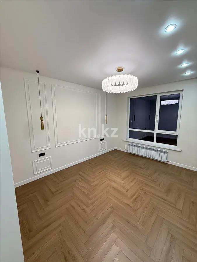 Продажа 3-комнатной квартиры, 111 м², ул. Утеген батыра, дом  11д в Алматы - фото 2