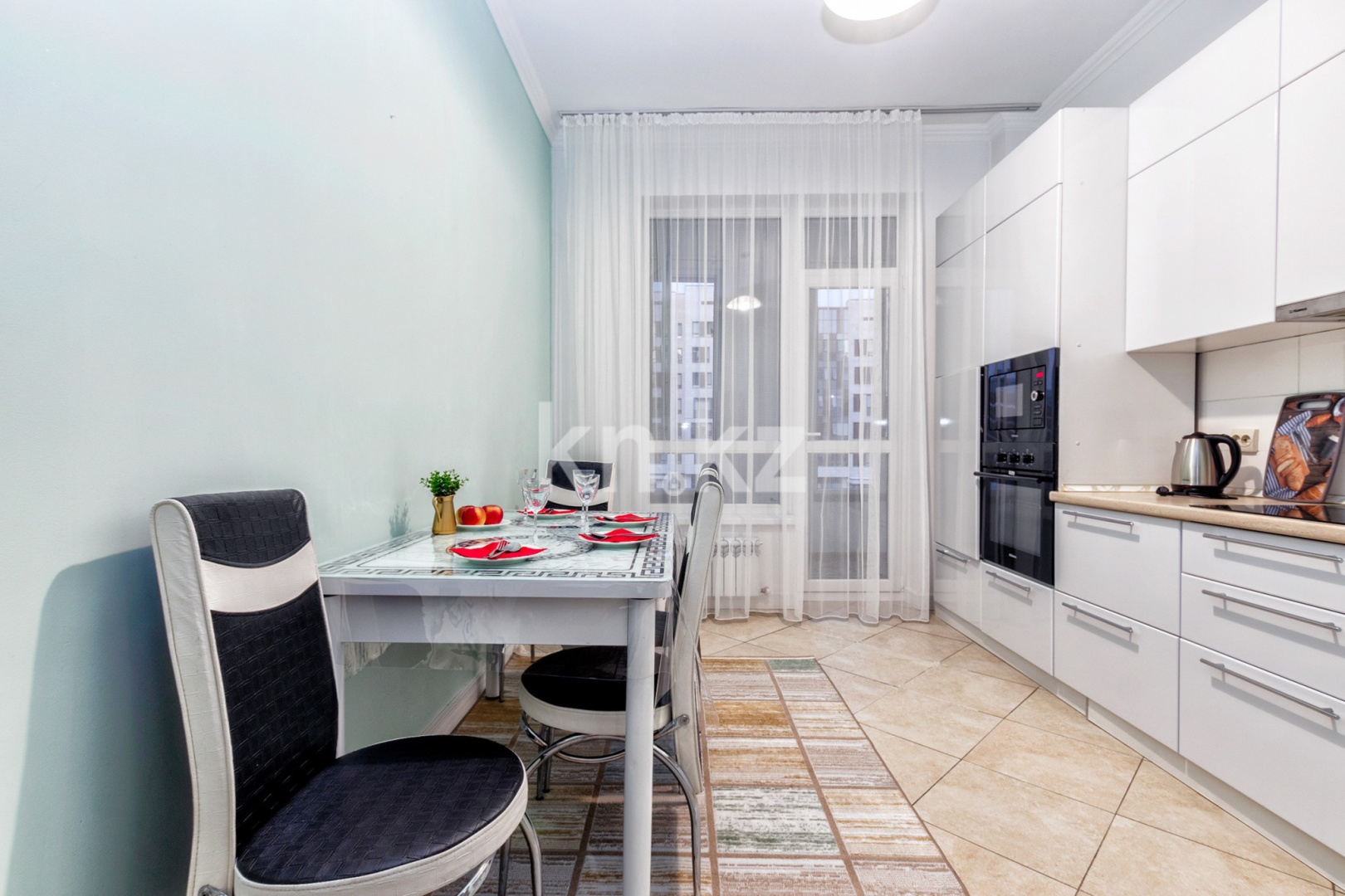 Аренда 2-комнатной квартиры посуточно, 65 м², пр. Кабанбай батыра, дом  60/11 - ул. Гейдара Алиева в Астане - фото 6