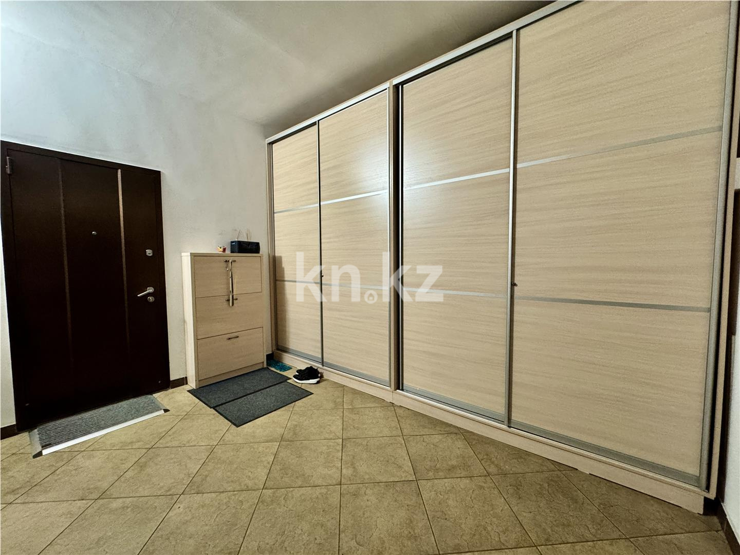 Продажа 3-комнатной квартиры, 160 м², ул. Аманжолова, дом  41 в Караганде - фото 44