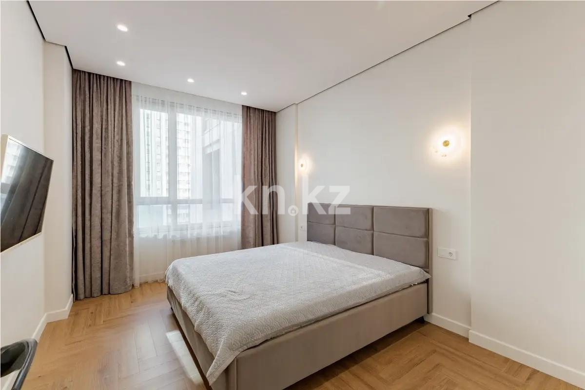 Продажа 3-комнатной квартиры, 98 м², пр. Тауелсыздык, дом  23/1 в Астане - фото 2