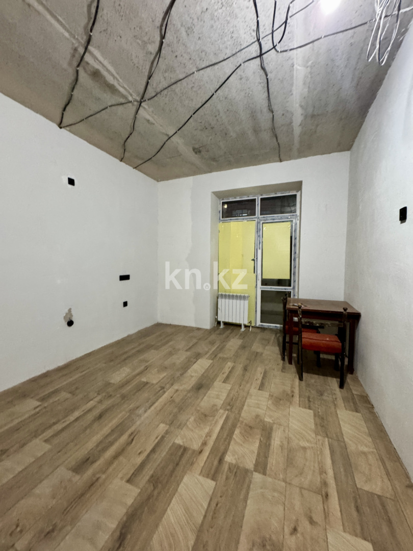 Продажа 2-комнатной квартиры, 63 м², 067 учетный квартал, дом  502 в Караганде - фото 22