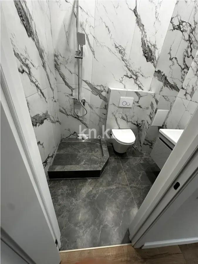 Продажа 4-комнатной квартиры, 98 м², ул. Бухар жырау, дом  31 в Астане - фото 4