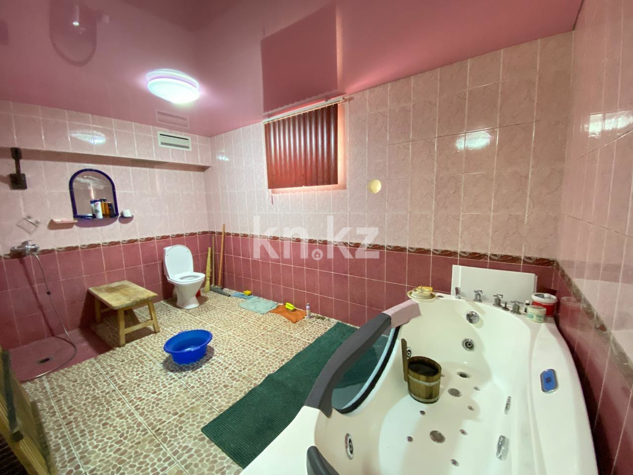Продажа 7-комнатного дома, 432 м² в Алматы - фото 15