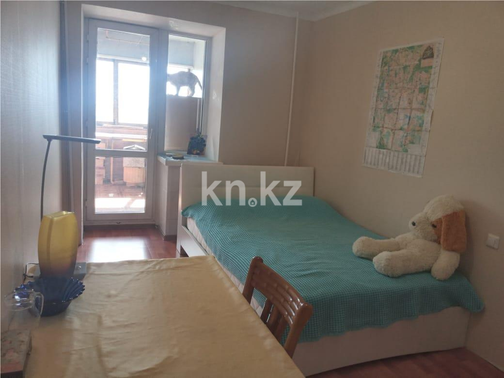 Продажа 4-комнатной квартиры, 80 м², пр. Бухар-жырау в Караганде - фото 2