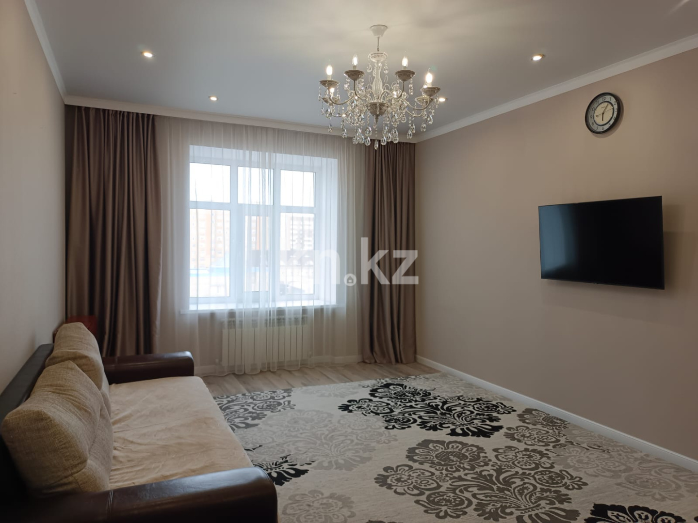 Продажа 3-комнатной квартиры, 93 м² в Караганде