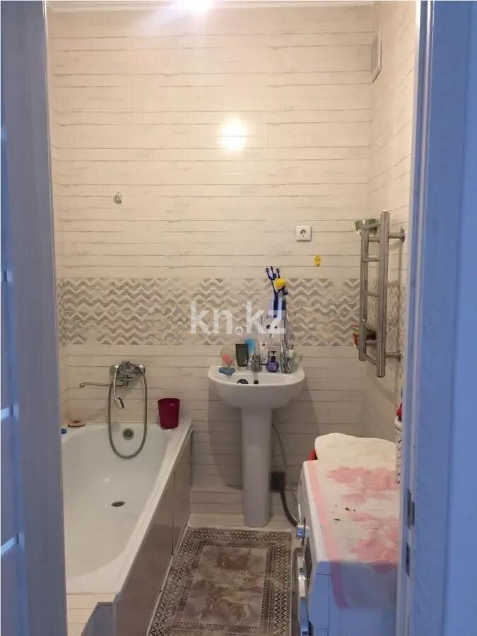 Продажа 2-комнатной квартиры, 68 м² в Алматы - фото 3