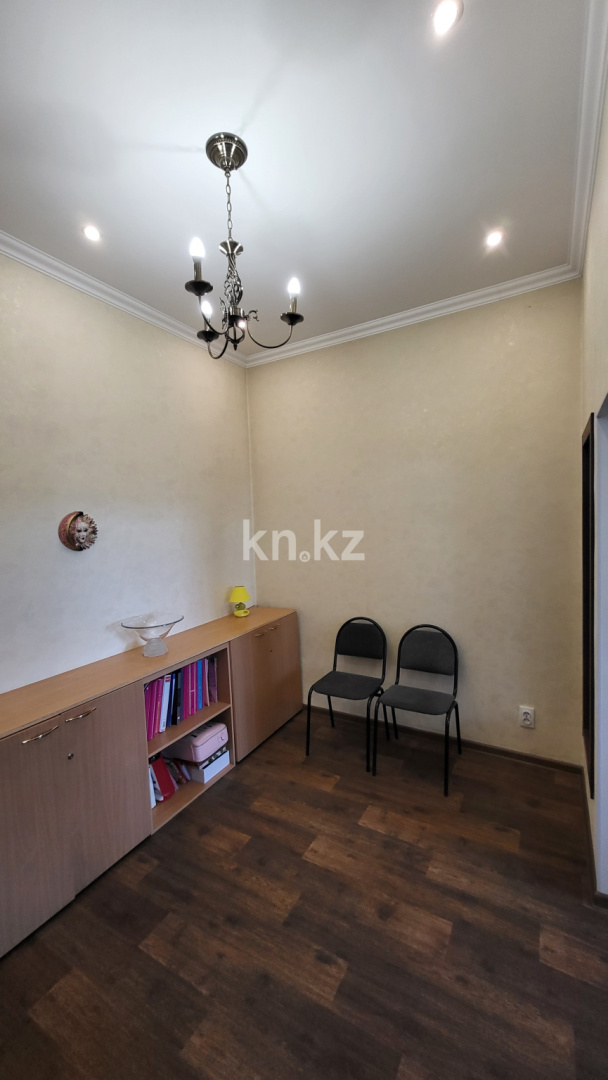 Продажа 1-комнатной квартиры, 41.3 м², ул. Абая, дом  7 в Караганде - фото 26